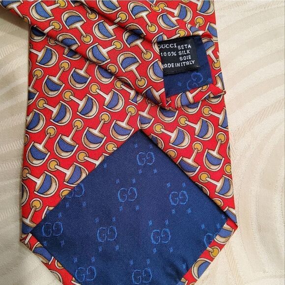 Gucci Men's Silk Neck Tie - Picture 4 of 6